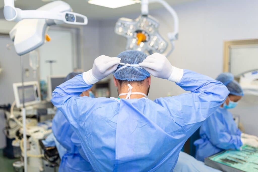 Is eye surgery in Marbella painful? What does LASIK and intraocular lenses 1 feel like? refractive surgery what is 8